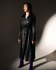 Trench din Piele, Negru